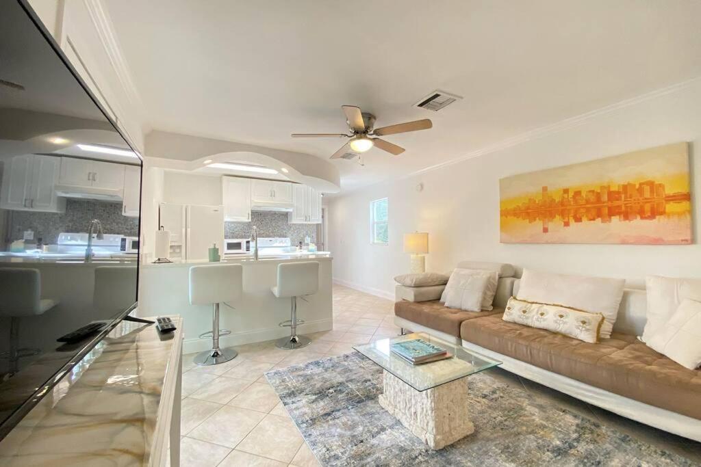 Cheerfull 4/Bed/ 3 Bath / Pool / Best Location North North Naples Exterior foto